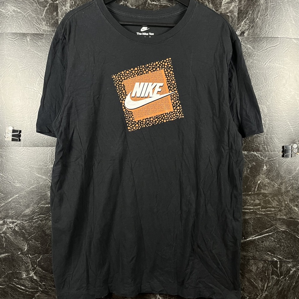 Nike Men's Black Graphic Shirt XL